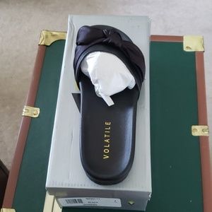 Women's Slides